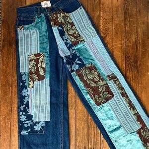 BDG Jeans High and Wide Patchwork high waisted wide leg size 26